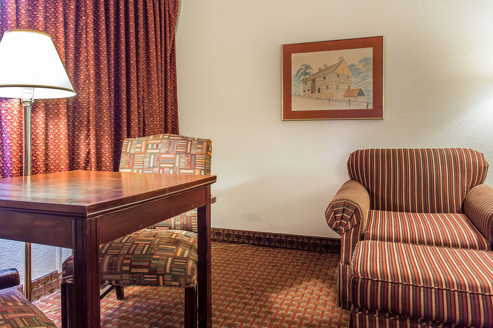 Americas Best Value Inn Winston-Salem Extérieur photo